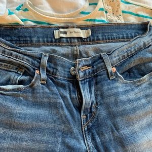 Levi’s 524 skinny jeans